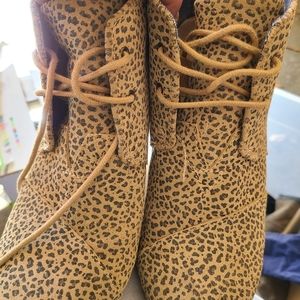 Like new Toms Cheetah Suede Wedge